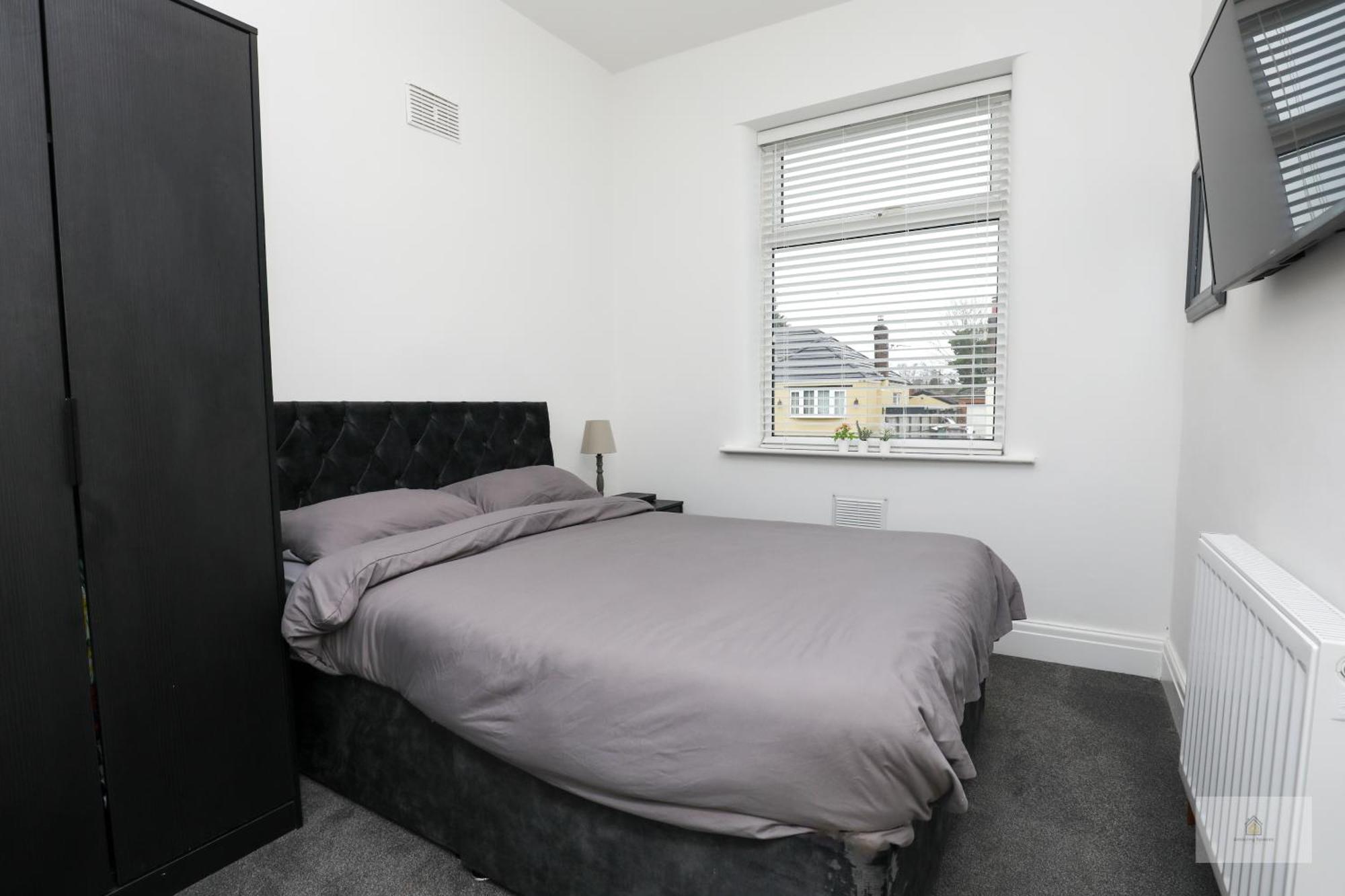 Halsnead Properties St Helens Crank Екстериор снимка
